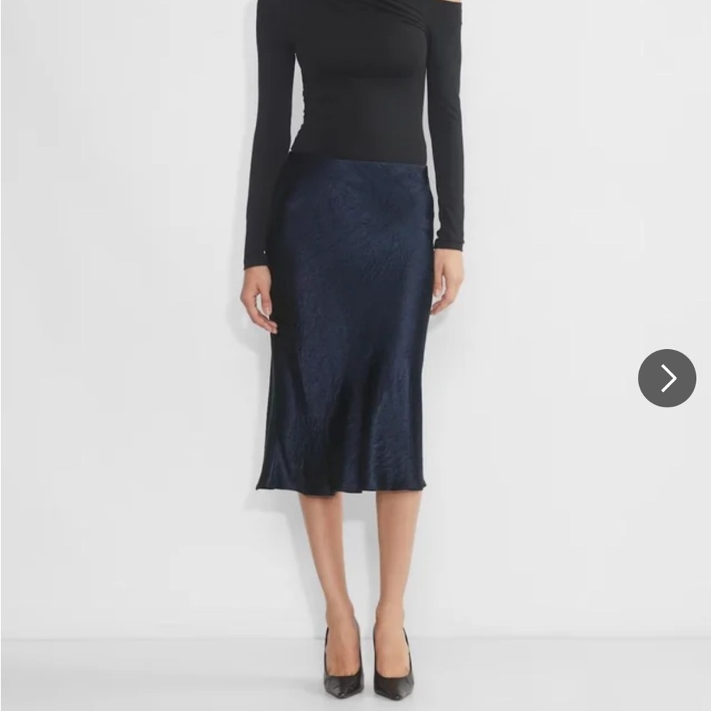 Babaton Navy Satin Midi Skirt and Cami set Sz S